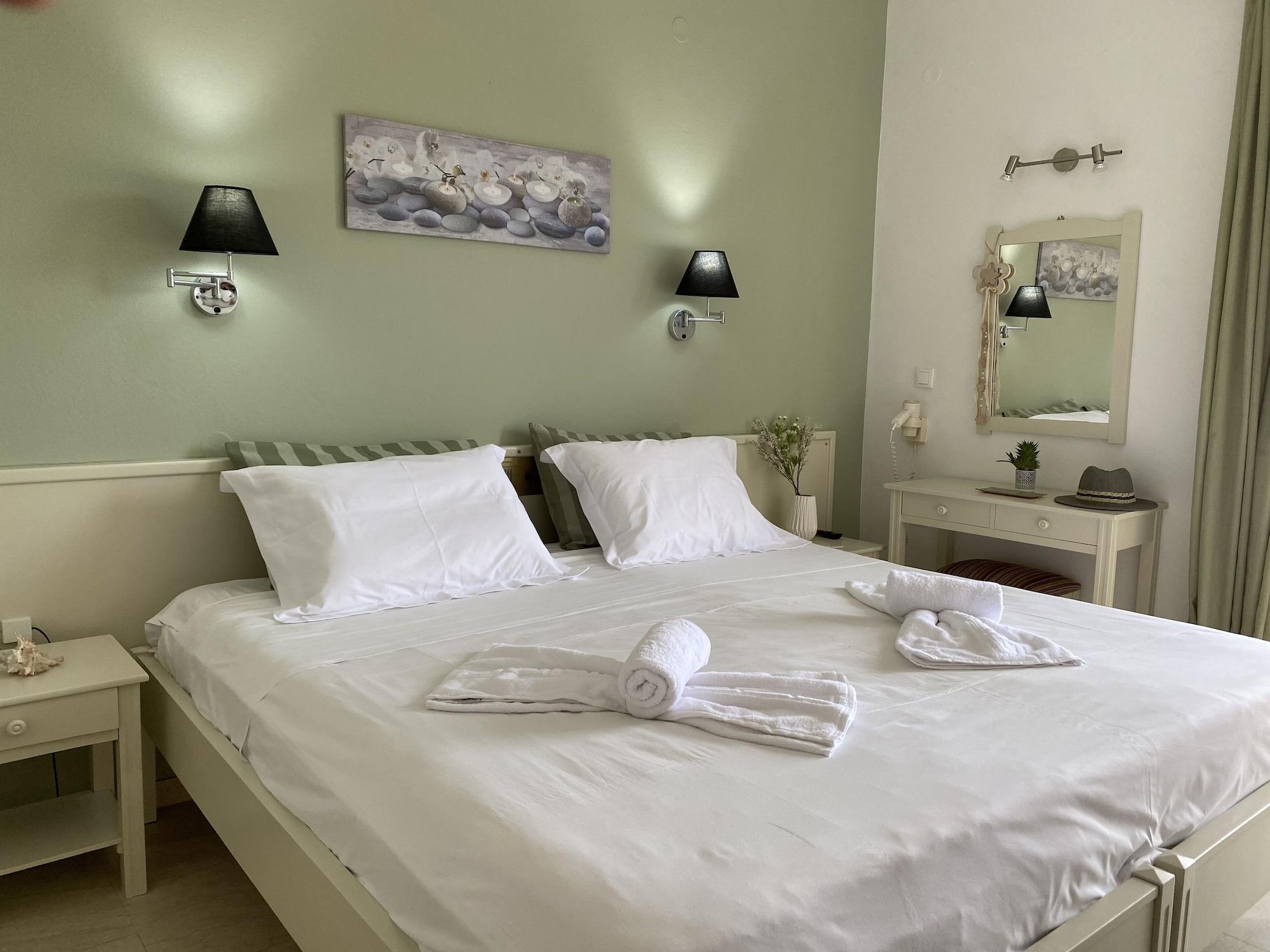 La Calma Hotel Dassia  Eksteriør billede