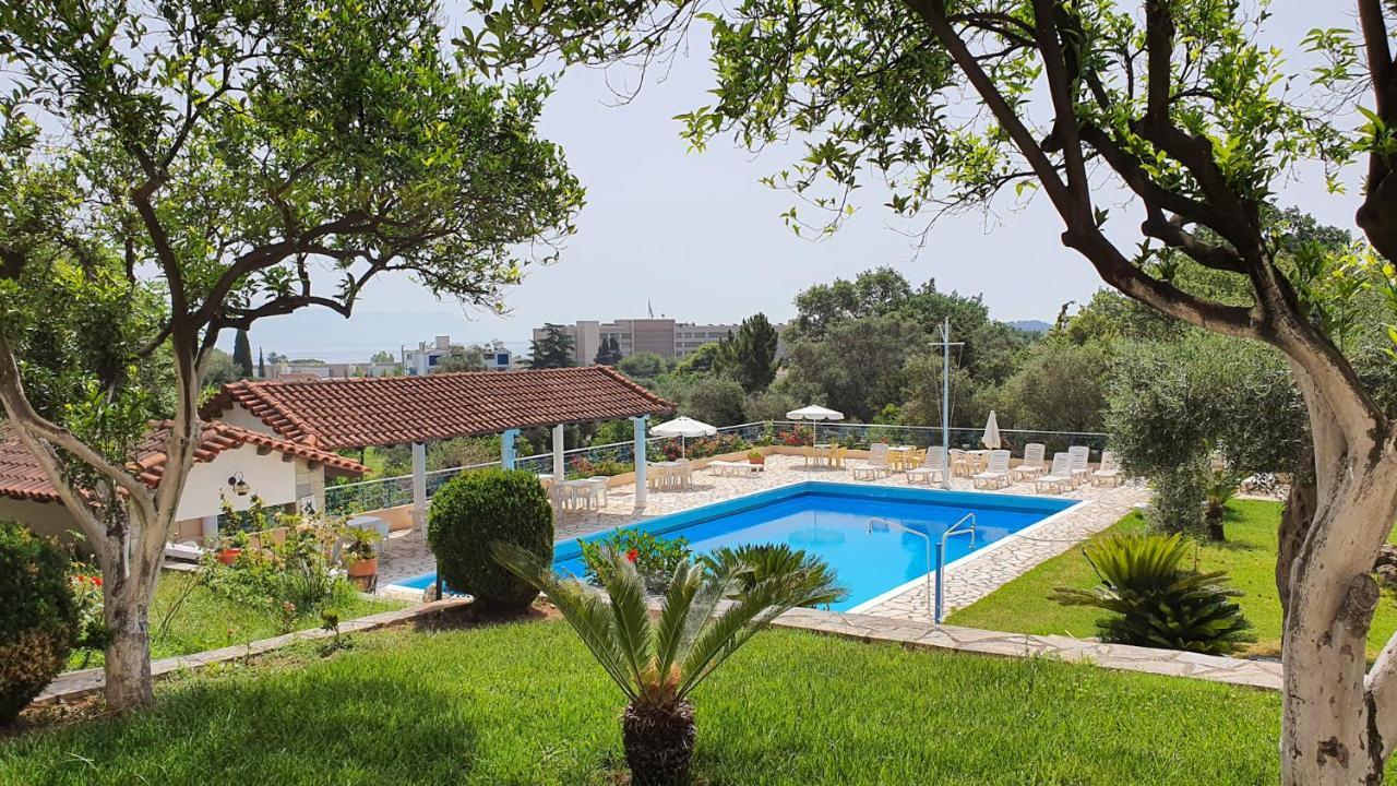 La Calma Hotel Dassia  Eksteriør billede