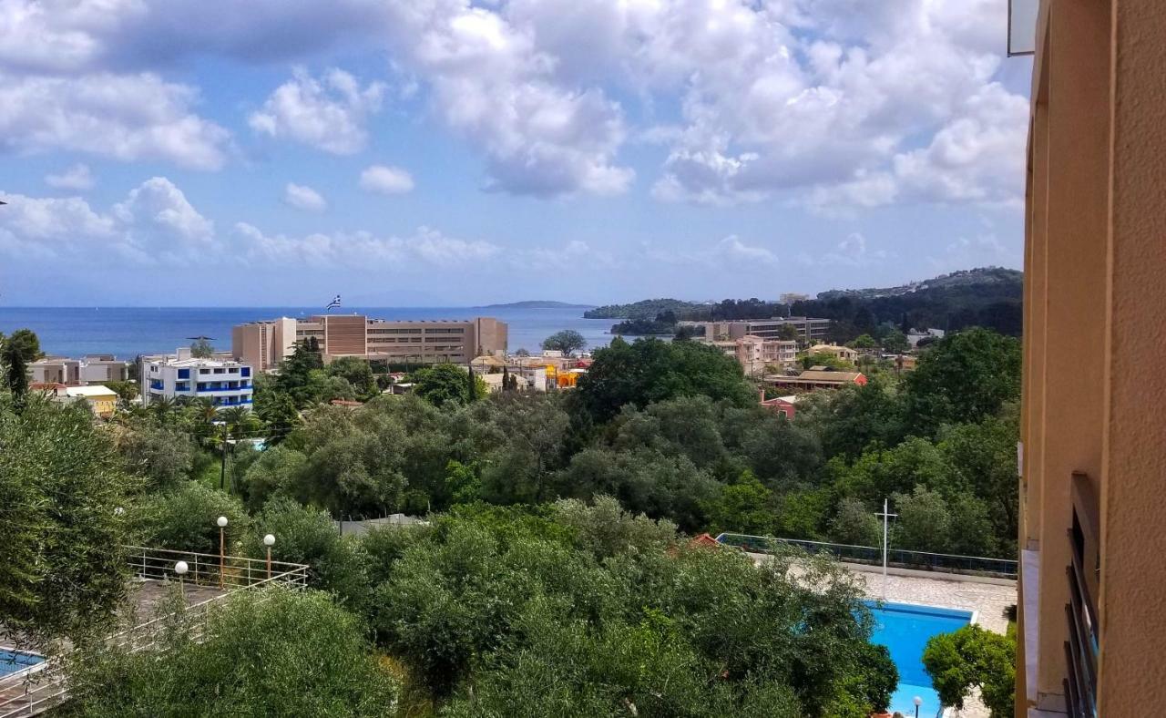 La Calma Hotel Dassia  Eksteriør billede